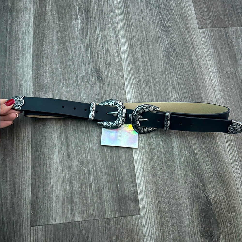 Missguided Double Buckle Western Belt